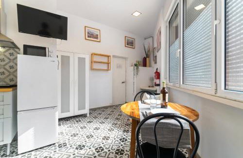 INT Studio totalmente equipado, 15' de BCN centro 8' playa - Foto 8