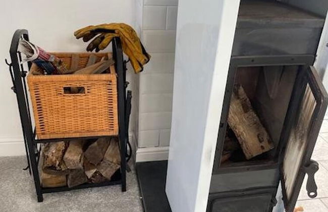 Barn Retreat/ Hottub/ Bbq/ Petsok/wi-fi - Photo 2