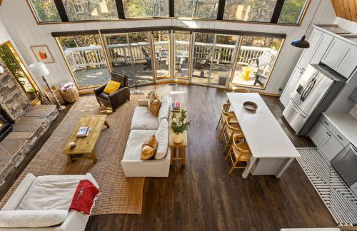 The Crown A-Frame Gated Central AC Lake Access - Foto 30