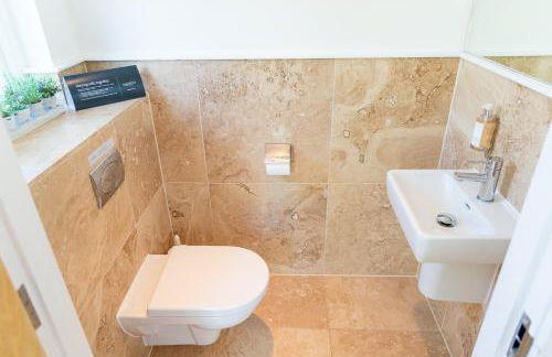 Trewhiddle Retreat V8 by Together Travel - Luxury 3-Bedroom Villa - Foto 17