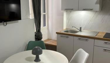 Le Toulousain 001 - Appartement calme en rez-de-chaussée avec Terrasse - Hypercentre, quartier Jeanne d'Arc - Foto 4