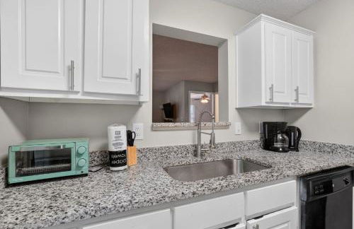Bright Stockbridge condo with full kitchen - Foto 12