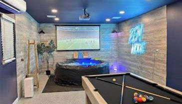 HeartOfRockfrd/NEXPlayground/IndoorHotTub/GameRoom - Foto 3