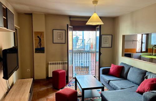 Casa acogedora en el centro histórico de Cuéllar - Foto 1