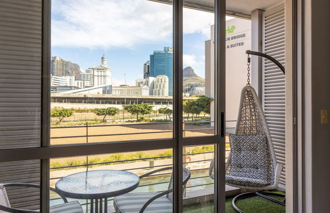 Experience Uninterrupted Comfort Fully Furnished 2br Flat Free From Loadsheding - Foto 23