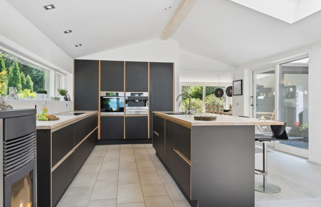 "Kennet" - 30m from the sea - Photo 15