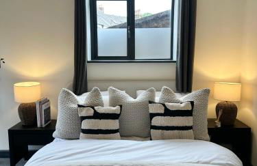 1 BR Apt - Short Lets & Serviced Accommodation Peak District With Free Super-Fast WiFi & Multiple Parking Options - Foto 4