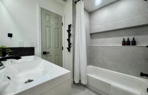 Tropical escape Pool Garden & Patio Near Tampa - Foto 30