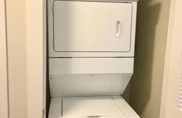 1 Bedroom XL Condo with King bed, Garden View, Parking Included - Foto 24