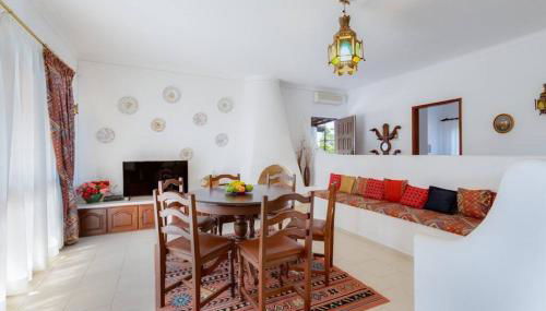 VILLA ROSADO - Moradia para 6 com AC, jardim a 5 min do centro de Albufeira - Foto 4