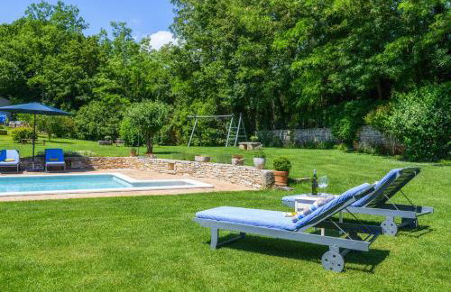 Villa Lipa for 8 persons near Pula with 41 m2 heated pool, beautiful garden, sauna & kids playground - Foto 38