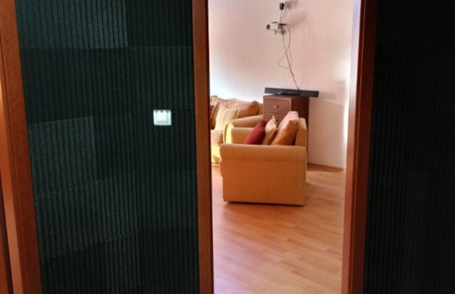 South Facing Balcony - 300mbps Wi-fi - Foto 6