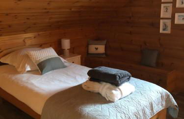 Chalet avec Jacuzzi et Piscine, déco soignée esprit cocooning - Foto 20