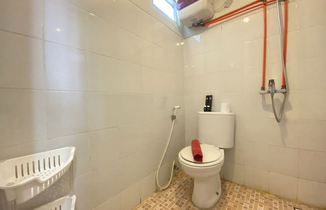 Well Furnished 2Br At Suites @Metro Apartment - Foto 11