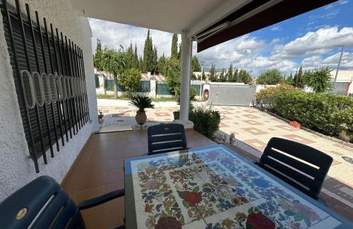 Chalet independiente en zona residencial rural con piscina privada - Foto 48