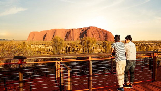 Amanecer en Uluru y Kata Tjuta - Tour de medio día en grupo reducido - Foto 3