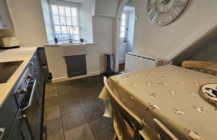 Beach Hill Cottage - Photo 5