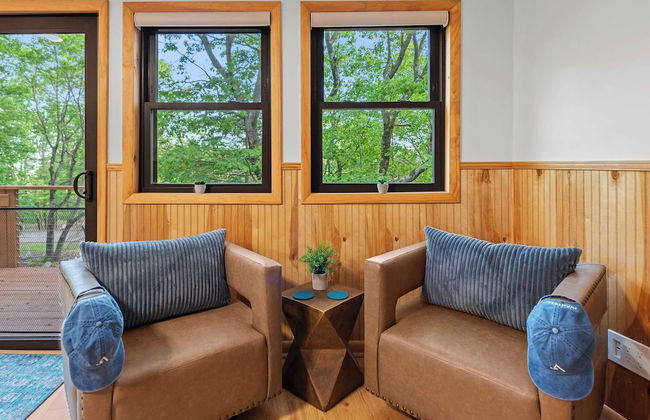 Summit Shores Tranquil Escape Designed for Groups w/ Hot Tub, Fire Pit + Game Room - Foto 6