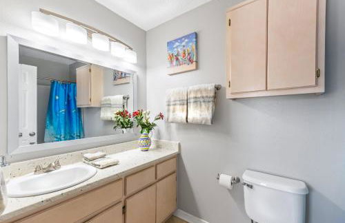 Beach House 5min walk to beach, pool, close to shops and activities - Foto 31