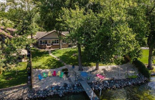 Boat Dock and Backyard Rock River Retreat - Foto 38