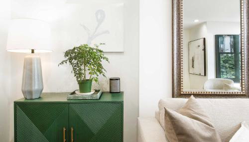 Designer Home in Diplomat District - Foto 3