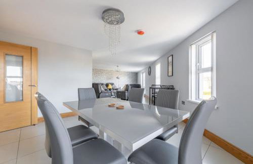 4BR House By Travel Lets Self Catering Accommodation Ballygowan With Near Belfast - Foto 36