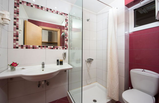 Kavos Plaza Hotel - Foto 33