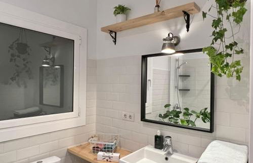 Charming appartement in the heart of Barcelona - Photo 11