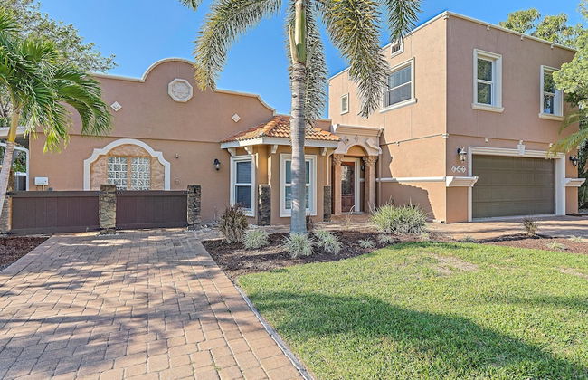 Decked Out On Marbury 4 Bedroom Home by RedAwning - Photo 61