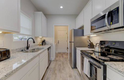 Cayce Sister Houses-Sleeps 14 - Foto 26