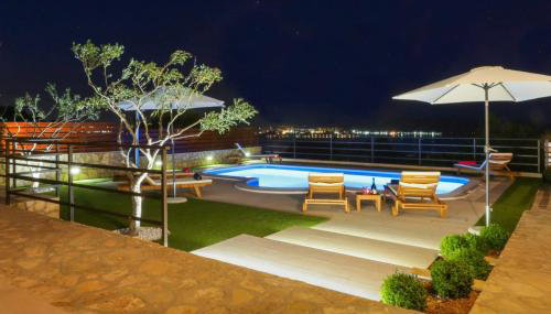 Holiday home Magic view with private heated pool - Foto 3, Garden