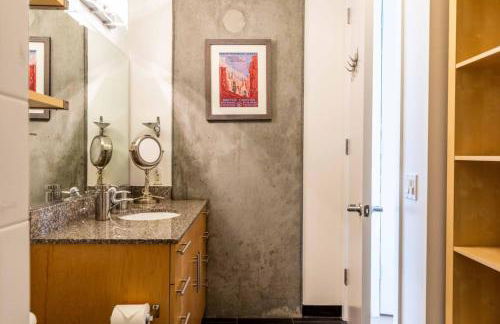 Modern Loft, Quiet, WiFi, Cable, Parking - Foto 19