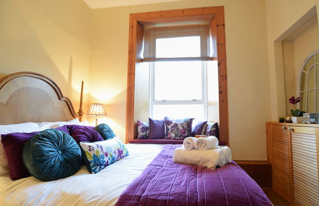 JOIVY Gorgeous Two Bedroom Apartment With Castle Views - Foto 5