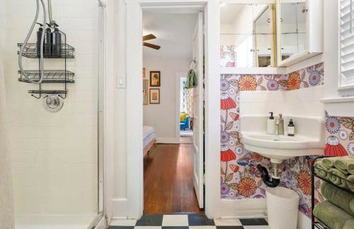 Bright and Quirky Hillcrest Craftsman - Photo 24