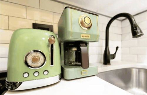 The Green Room: 70s Groove Themed Studio - Foto 13