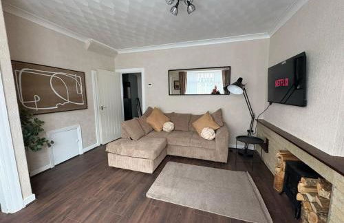 Anfield Home - Sleeps 7 - 1 min walk to Stadium! - Foto 6