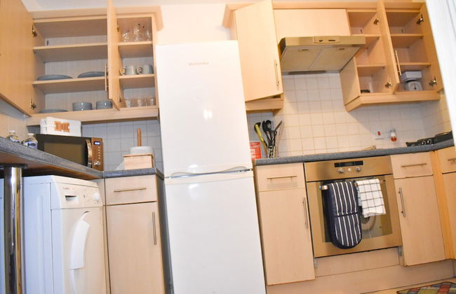 Lovely 2-bed Apartment in West Bromwich - Foto 9