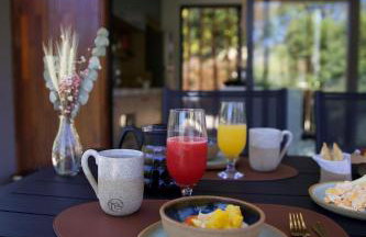 Refúgio na Lapinha com dois chalés, ideais para casal, família ou pequeno grupo de amigos, com acesso privativo à lagoa, caiaques e quadra de beach tennis - Foto 41