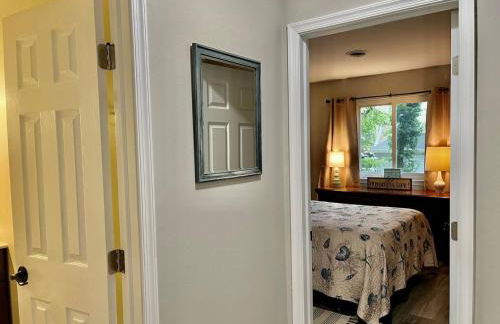 London Towne Bungalow Wloft - Walk To The Beach! - Foto 28