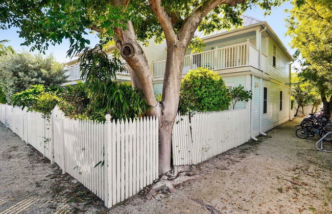 Lavender Jungle by Avantstay Great Location w/ Patio & Shared Pool! Week Long Stays Only - Foto 19