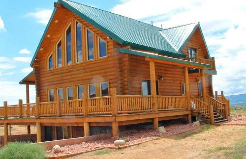 Red Rock Ranch Log Cabin: Large, Fully Furnished - Foto 1