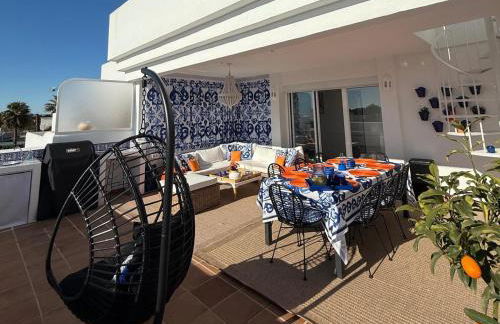 Sun Gardens Penthouse - Photo 8