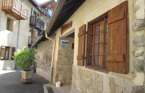 Chalet 11 pers, 5 ch, pied des pistes, balcon, parking, Wi-Fi, cheminée, Serre Chevalier - FR-1-762-27 - Foto 11