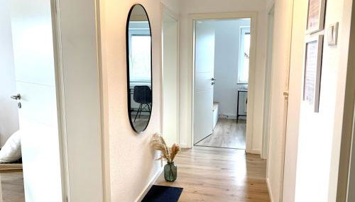 Modern 2-Bedroom Apartment Near Messe 2-4 Guests - Foto 2