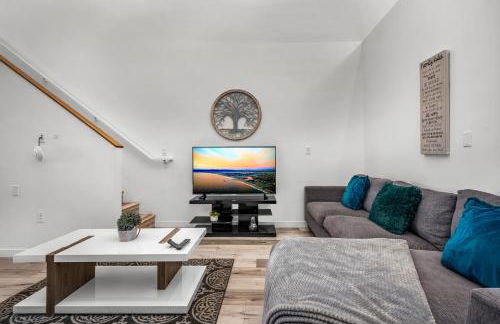 1-Bedroom Lofts in Hollywood Modern Design, Balcony, Parking & Hollywood Sign - Foto 15