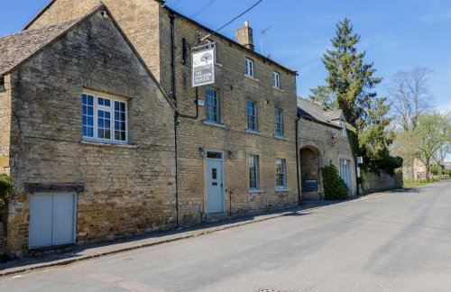 The Tap Room - Photo 23