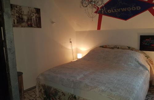 Ferienwohnung Kunterbunt - Foto 8