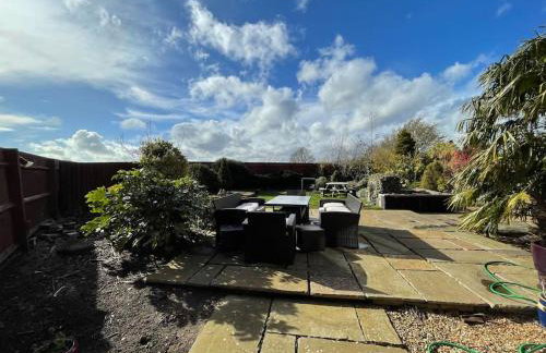 Spacious Home, 6 large bedrooms, full sky package, sleeps 14 - Foto 3