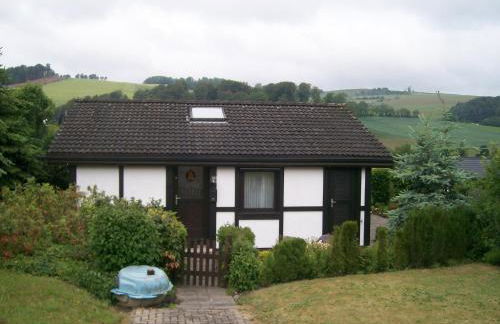 frisch renoviertes Ferienhaus in Meschede-Hennesee - Foto 1