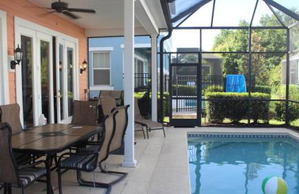 Luxury Villa 5 Bedrooms Minutes from Disney in the Reunion resort - Foto 2